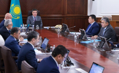 Премьер поручил до конца года завершить все проекты по обеспечению питьевой водой
