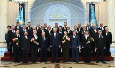 Президент вручил госнаграды работникам энергетической отрасли