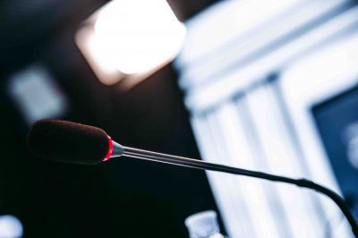 Радио Судного дня выдало в эфир слово &laquo;мясоруб&raquo;