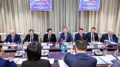 Транзитный хаб за 14 млрд и флагманские школы: Подмосковье и Казахстан договорились о стратегическом партнёрстве