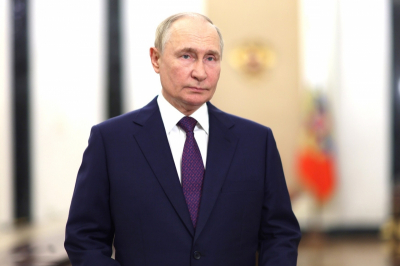 &laquo;Деградирующая ситуация&raquo;: Путин и президент ОАЭ обсудили кризис на Ближнем Востоке