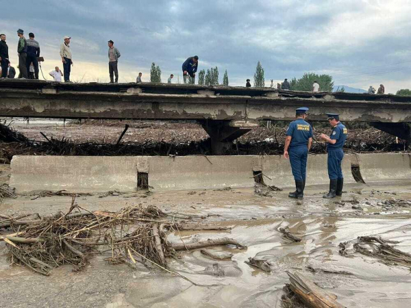 Разрушительный сель в Кыргызстане: погибли двое несовершеннолетних казахстанцев  Дополнено