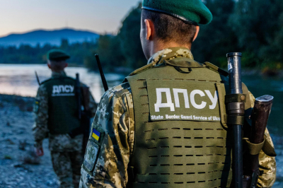 Украинцы переправляли уклонистов в ящиках из-под бананов