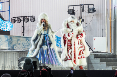 Новогоднее шоу в Нижнем Тагиле обернулось штрафом: Снегурочки станцевали слишком откровенно