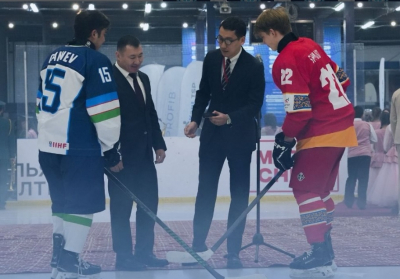 В Бишкеке стартовал Кубок Азии по хоккею среди юношей до 18 лет