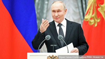 Путин поручил ускорить решение по квотам на иностранное кино