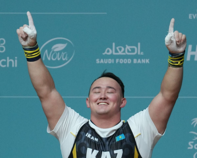 Казахстанский тяжелоатлет победил на Играх исламской солидарности в Саудовской Аравии