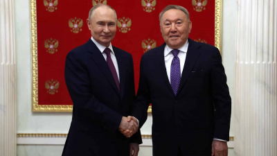 Назарбаев встретился с Путиным в Москве