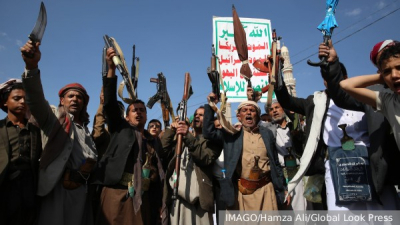 США отвергли сообщения о сбитом Ираном истребителе F-15