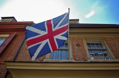 Лауни заявил, что король Карл III скрывал правду о преступлениях Эпштейна