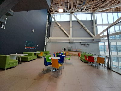 В густонаселенном районе Екатеринбурга появится новая школа: четыре спортзала и коворкинги для детей