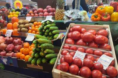 Что дорожает в свердловских продуктовых быстрее всего: огурцы не в топе