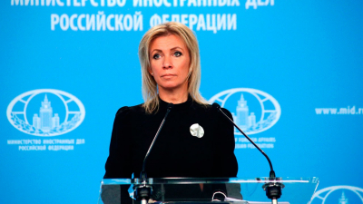 Захарова заявила о попытках Запада уничтожить демократические институты