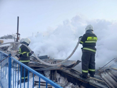 Пожар произошел в частном доме в ВКО: погибла женщина