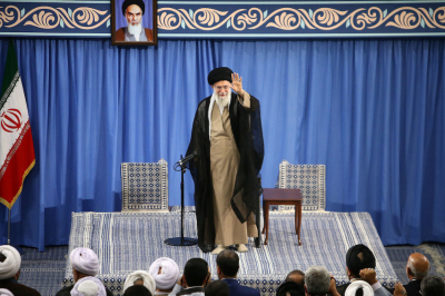 Китай резко осудил удары США по Ирану и убийство Хаменеи