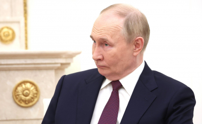 Путин обсудил с министрами транспорт и топливо