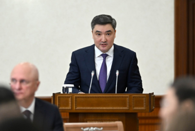 Бектенов объяснил, как будут снижать дефицит в бюджете